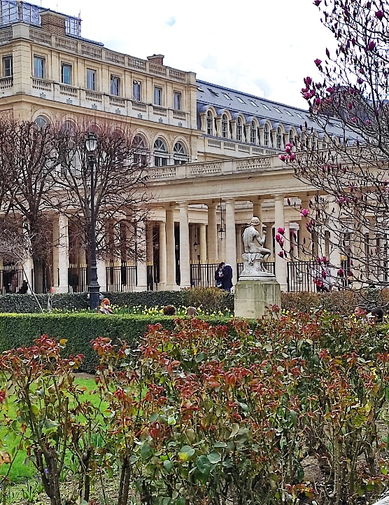 Gossips of Paris - unexpected guided tour of Paris